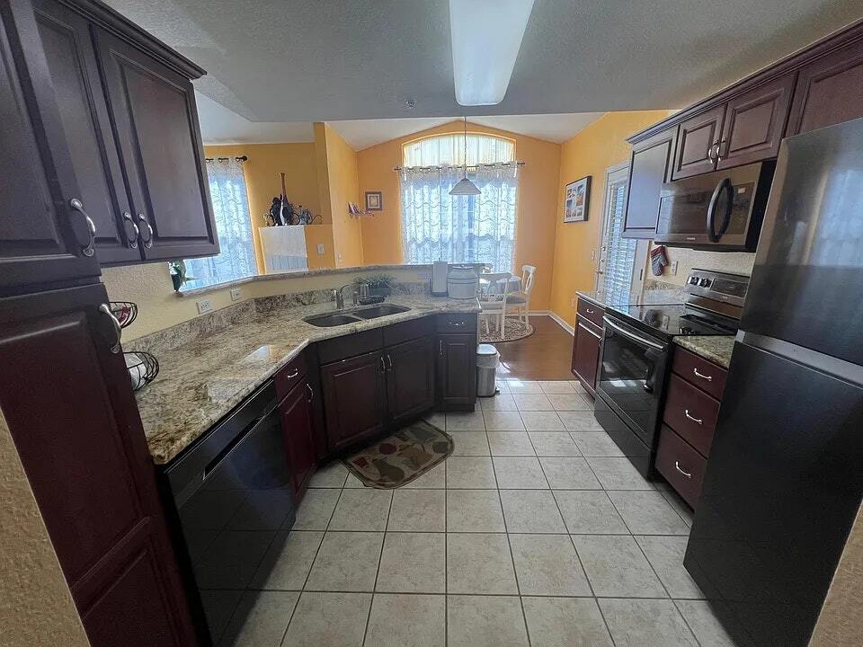 Photo - 7440 South Blackhawk Street, #10-201