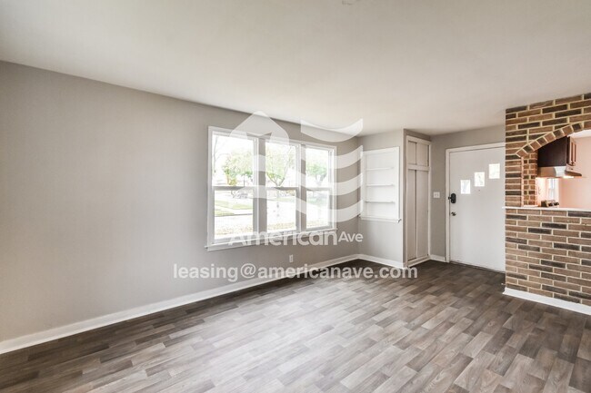 Foto del edificio - 5382 W Leon Terrace
