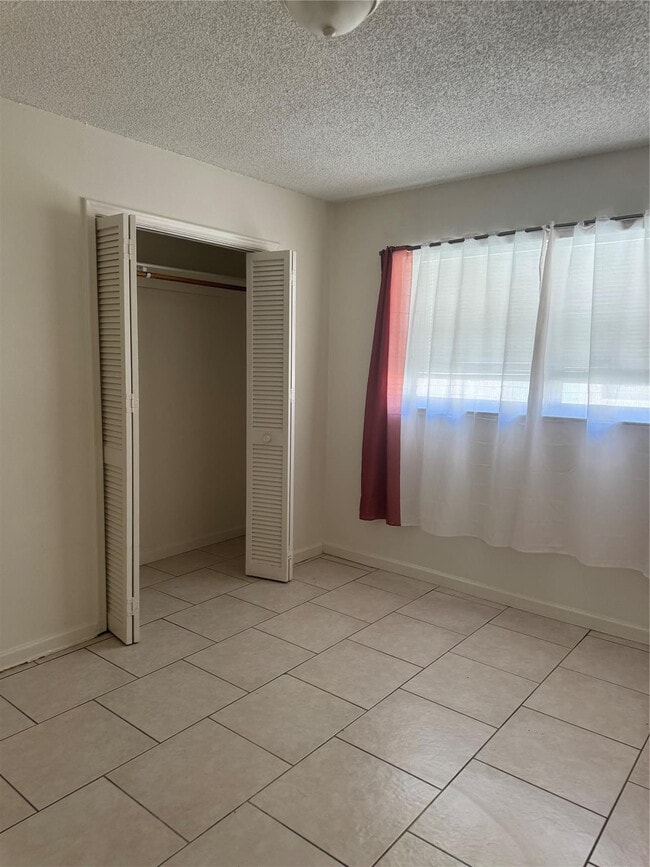 Building Photo - 9651 Sunset Strip