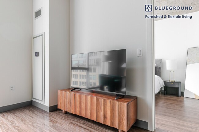 Foto del edificio - 601 W Jackson Blvd