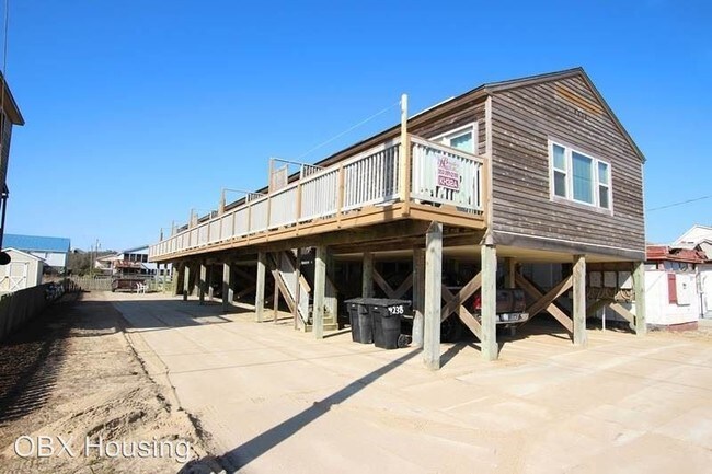 Building Photo - 4238 N Virginia Dare Trail