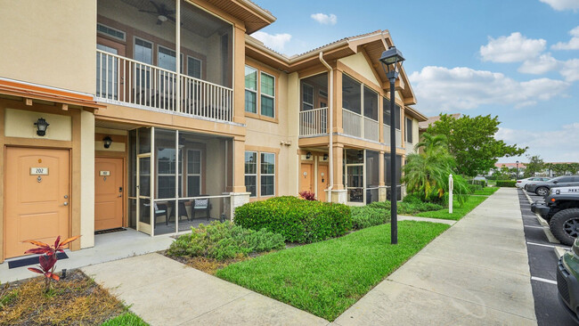 Building Photo - Springs at Gulf Coast