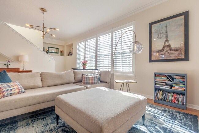 Sala de estar - 509 S Matanzas Ave