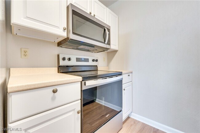 Foto del edificio - 4629 Bayshore Dr