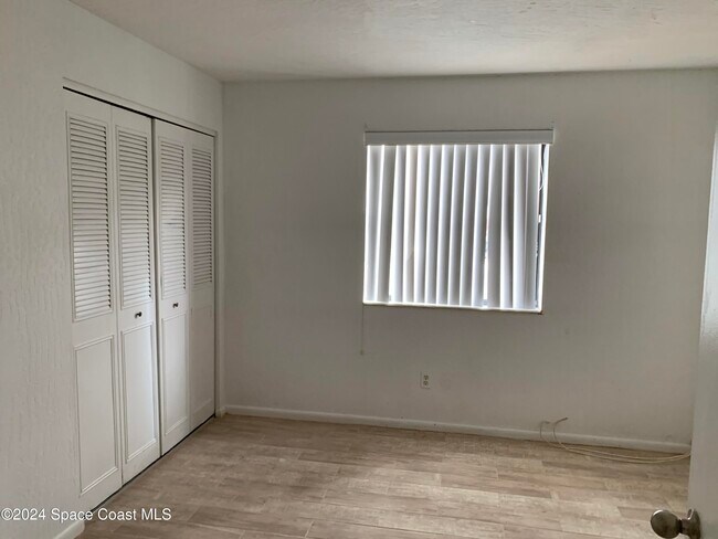 Foto del edificio - 2190 Forest Knoll Dr NE
