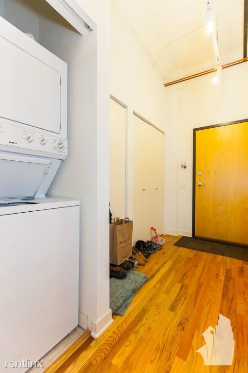 Foto del edificio - 4715 N Racine Ave