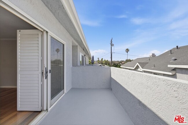 Building Photo - 1807 Carnegie Ln