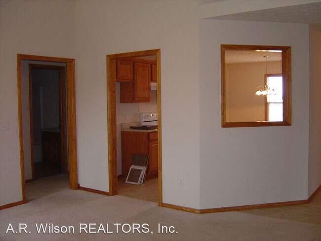 Building Photo - 3 br, 2 bath House - 802 WATERFORD BLVD.