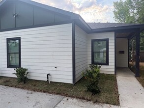 Building Photo - 5235 Myrtlewood St