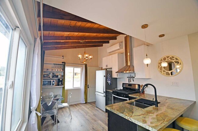 Foto del edificio - 117 Kenneth St