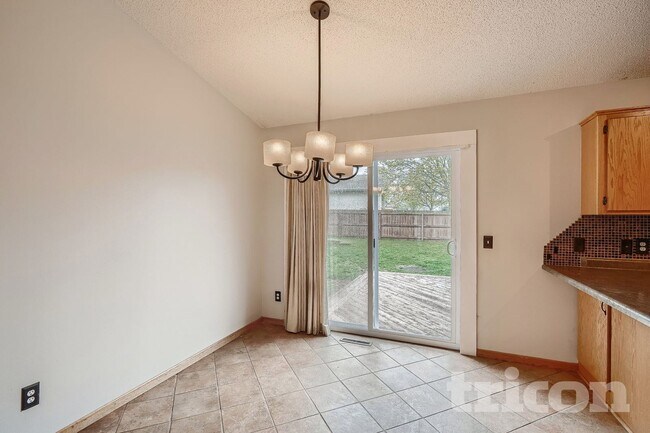 Foto del edificio - 9319 93rd St S