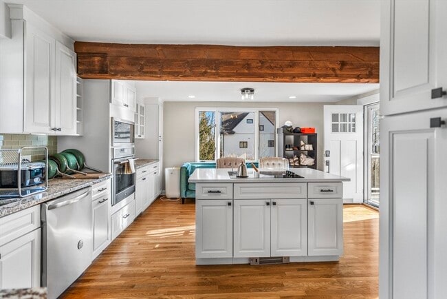 Building Photo - 191 Randolph St