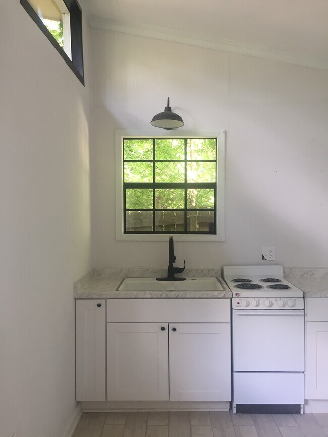 Imagen_20190502_114059478 - 1742 N Parkway