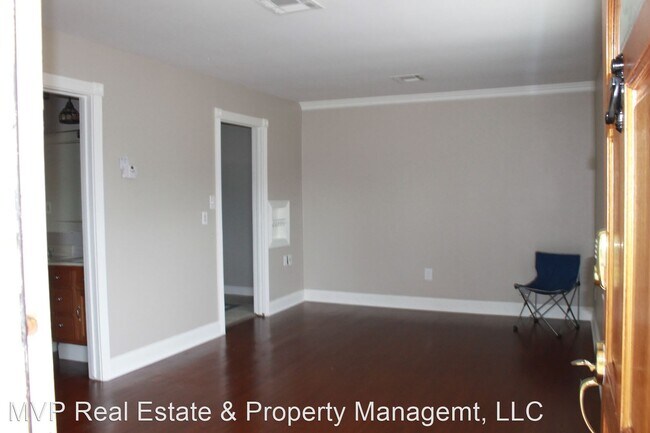 Building Photo - 1 br, 1 bath House - 908 E. Rose Dr