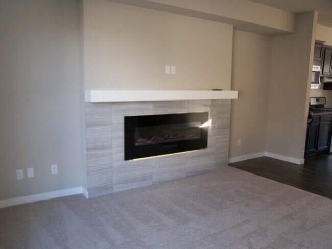 Foto del edificio - 729 112th St SW