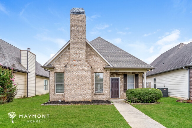 Building Photo - 1052 Washington Dr