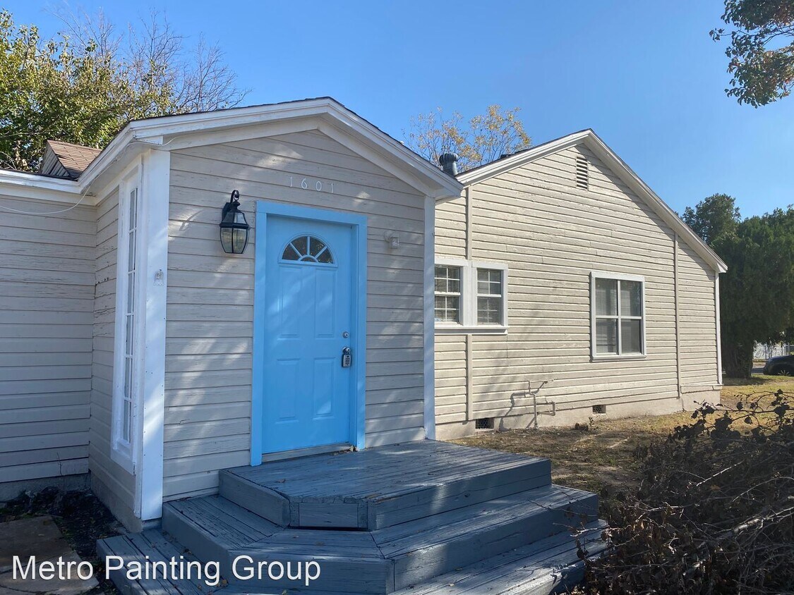 Primary Photo - 3 br, 2 bath House - 1601 NW 13th Street