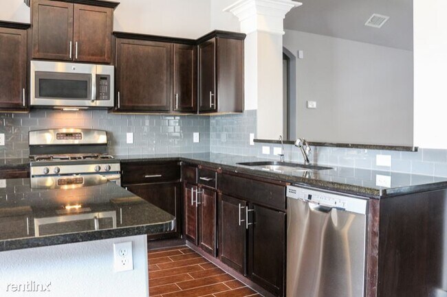 Building Photo - 3 br, 2 bath House - 7205 Nuss Dr