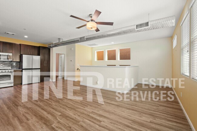 Foto del edificio - 883 Graphite Ln