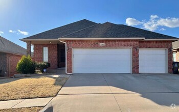 Building Photo - 17605 Pond Walk Ct