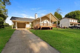 Building Photo - 5104 Holly Ridge Rd