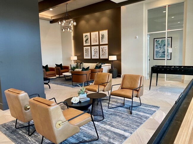 Building Photo - The Felix