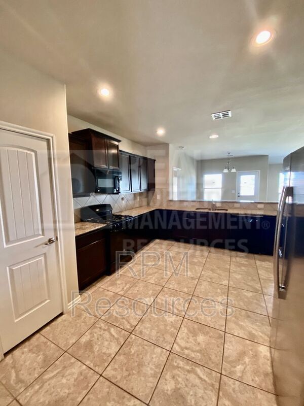 Building Photo - 9501 Timberwind Ln
