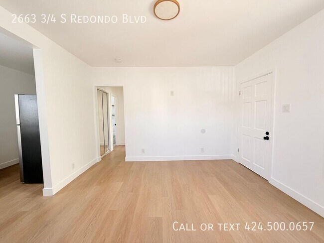 Building Photo - 2663 3/4 S Redondo Blvd-