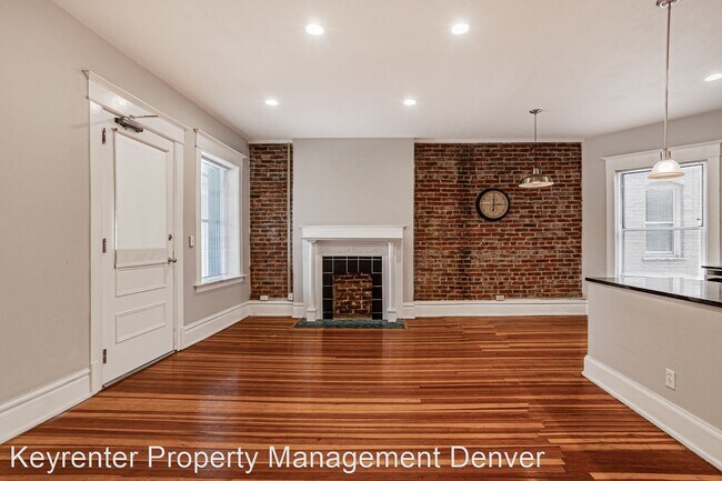 Building Photo - 2 br, 1 bath House - 1210 E Colfax  Unit 304
