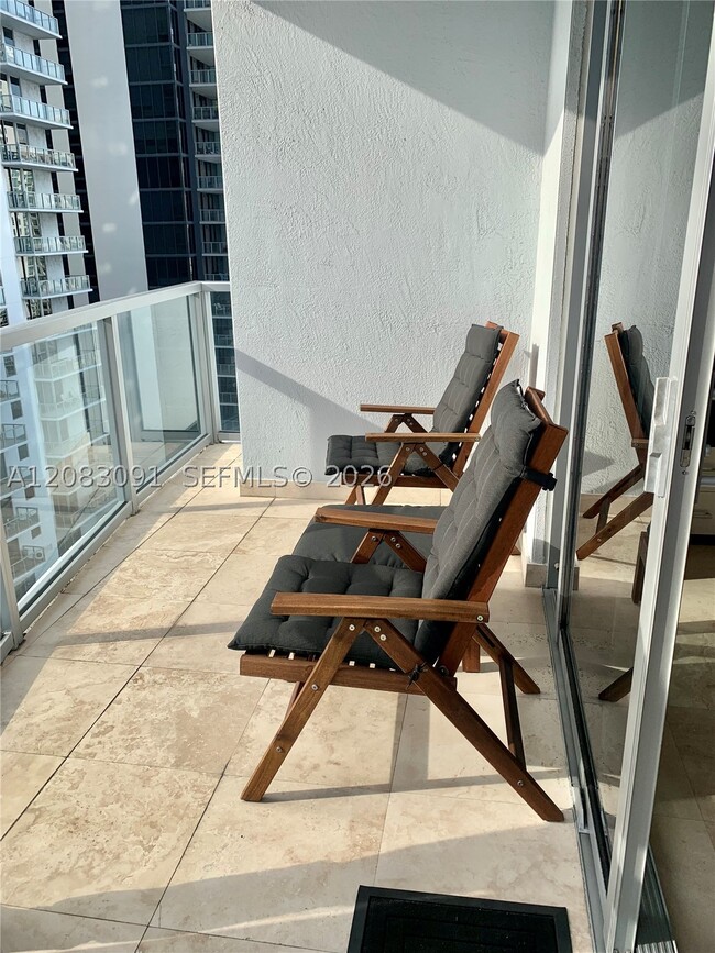 Foto del edificio - 1060 Brickell Ave