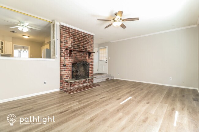 Foto del edificio - 634 W St Andrews Dr
