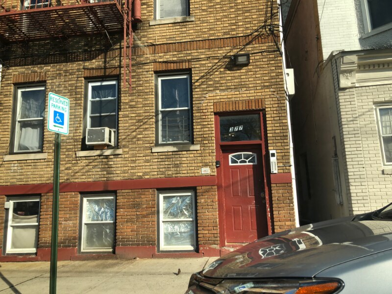 Primary Photo - 375 Madison St