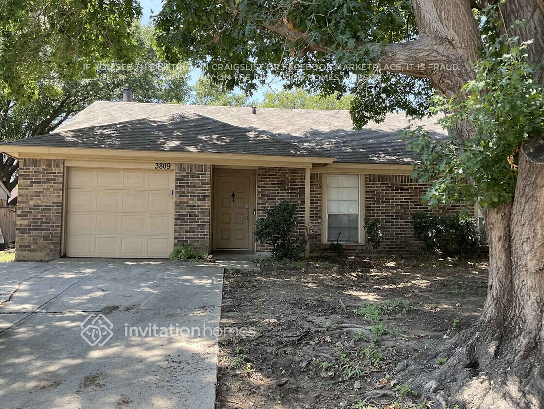 Foto principal - 3809 Wooddale Ct