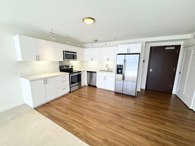 Building Photo - Move in Ready 1-Bedroom at Symphony Honolulu