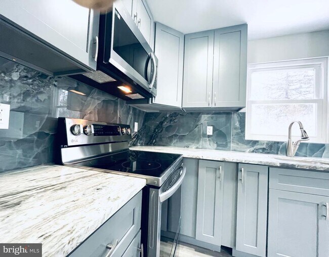 Foto del edificio - 199 Hardytown Rd