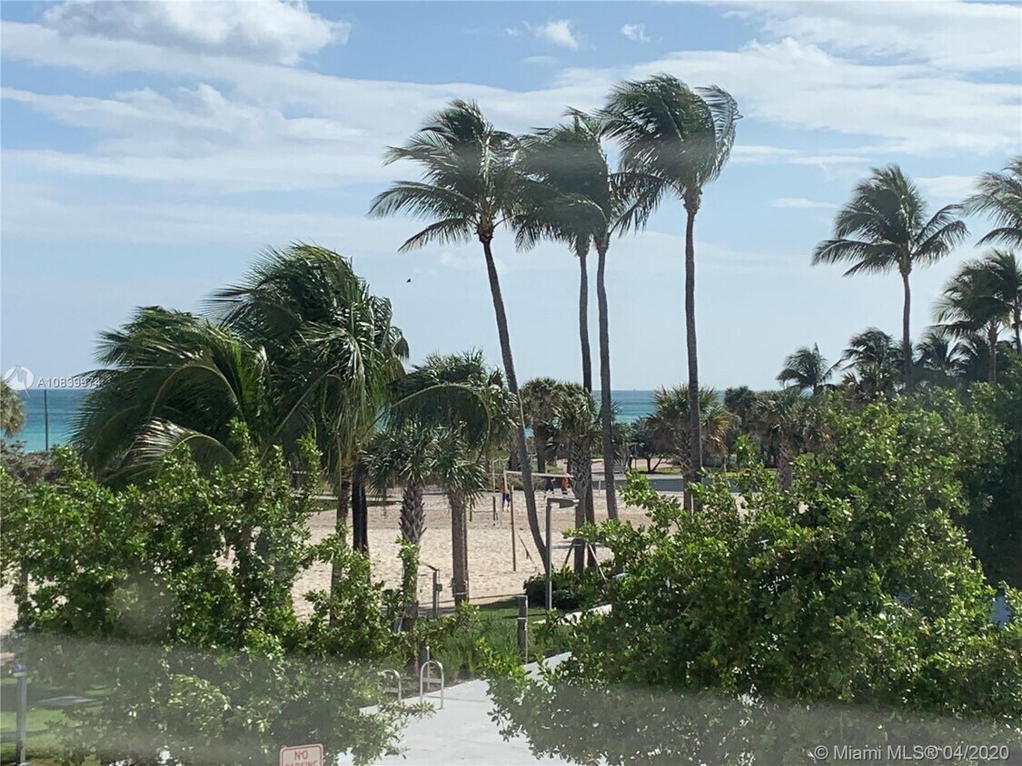 Foto principal - 7300 Ocean Terrace