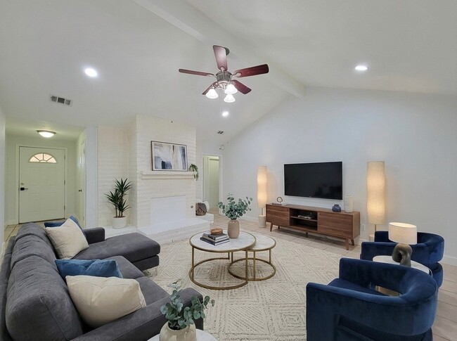 Building Photo - 3434 Almondwood Dr