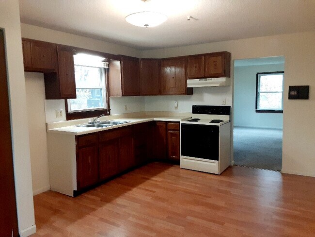 Foto del edificio - 1636 Berrien Ave