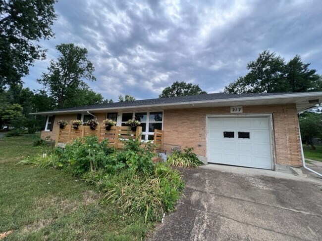 Foto del edificio - House for rent- Short term lease 6 month