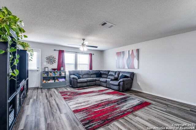 Building Photo - 31588 Bard Ln