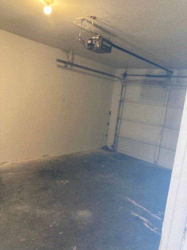 Foto del edificio - Home For Rent