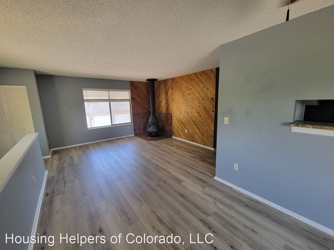 Building Photo - 1 br, 1 bath House - 1850 Ionic Dr. Unit E
