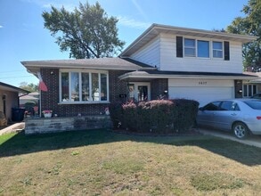 Building Photo - 5637 Murray Dr