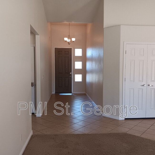 Building Photo - 340 W 350 S
