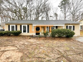 Building Photo - 107 Osmond Dr