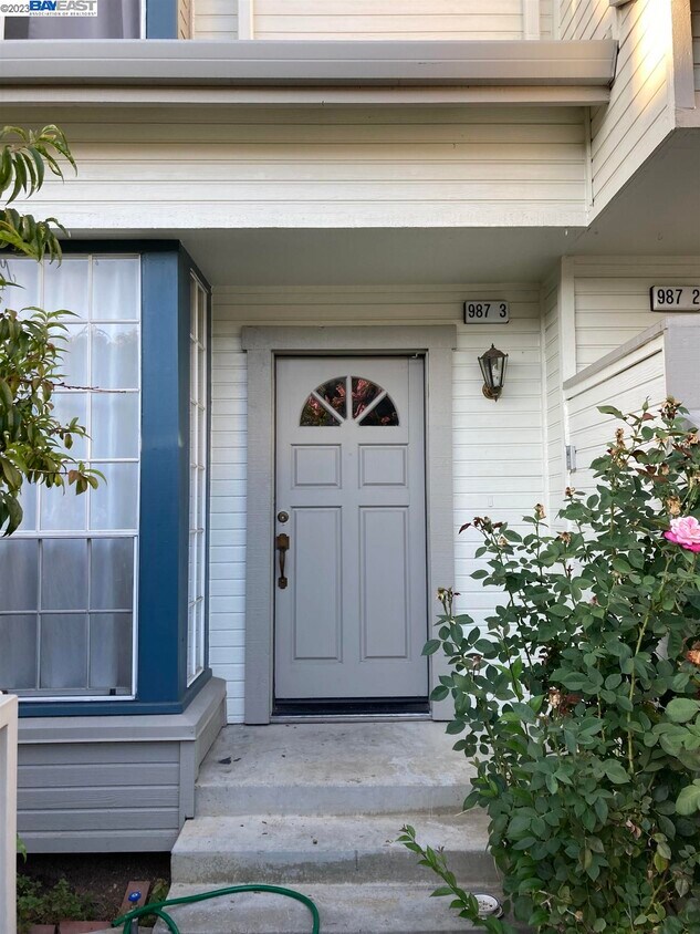 987 Belmont Terrace Unit 3, Sunnyvale, CA 94086 Condo for Rent in Sunnyvale, CA