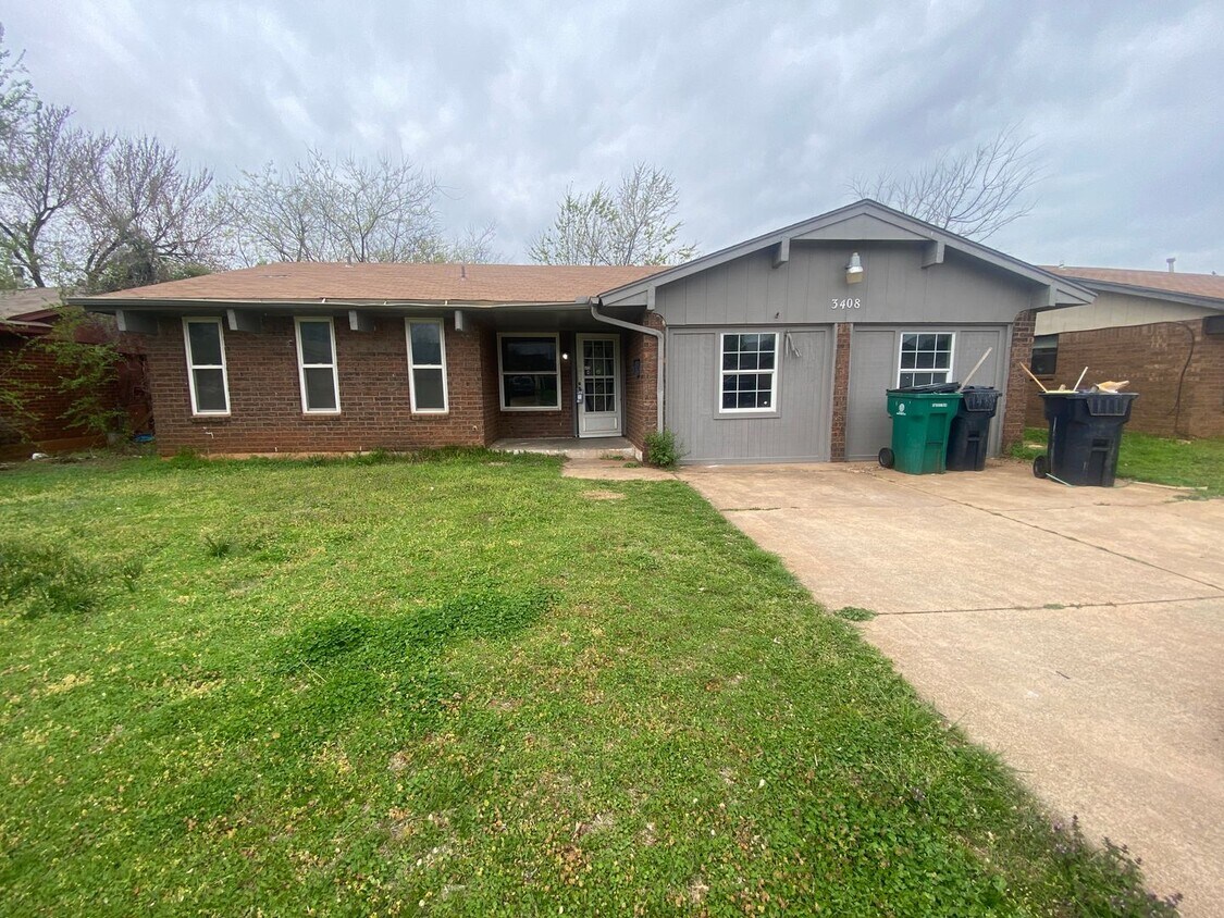 Foto principal - 5 Bedroom House in OKC
