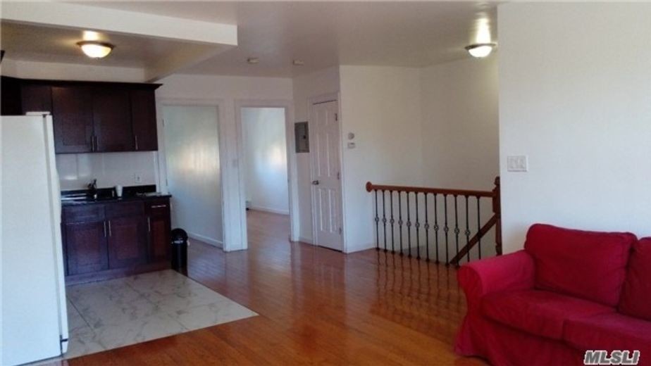 Building Photo - 8219 Ankener Ave