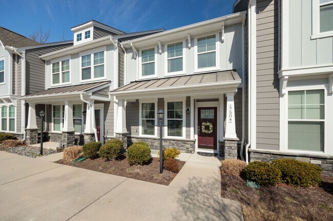 Building Photo - 2 Bedroom Townhome in Beautiful Magnolia G...