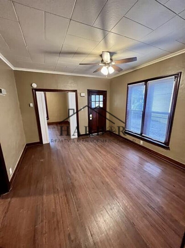 Foto del edificio - 403 10th St NW